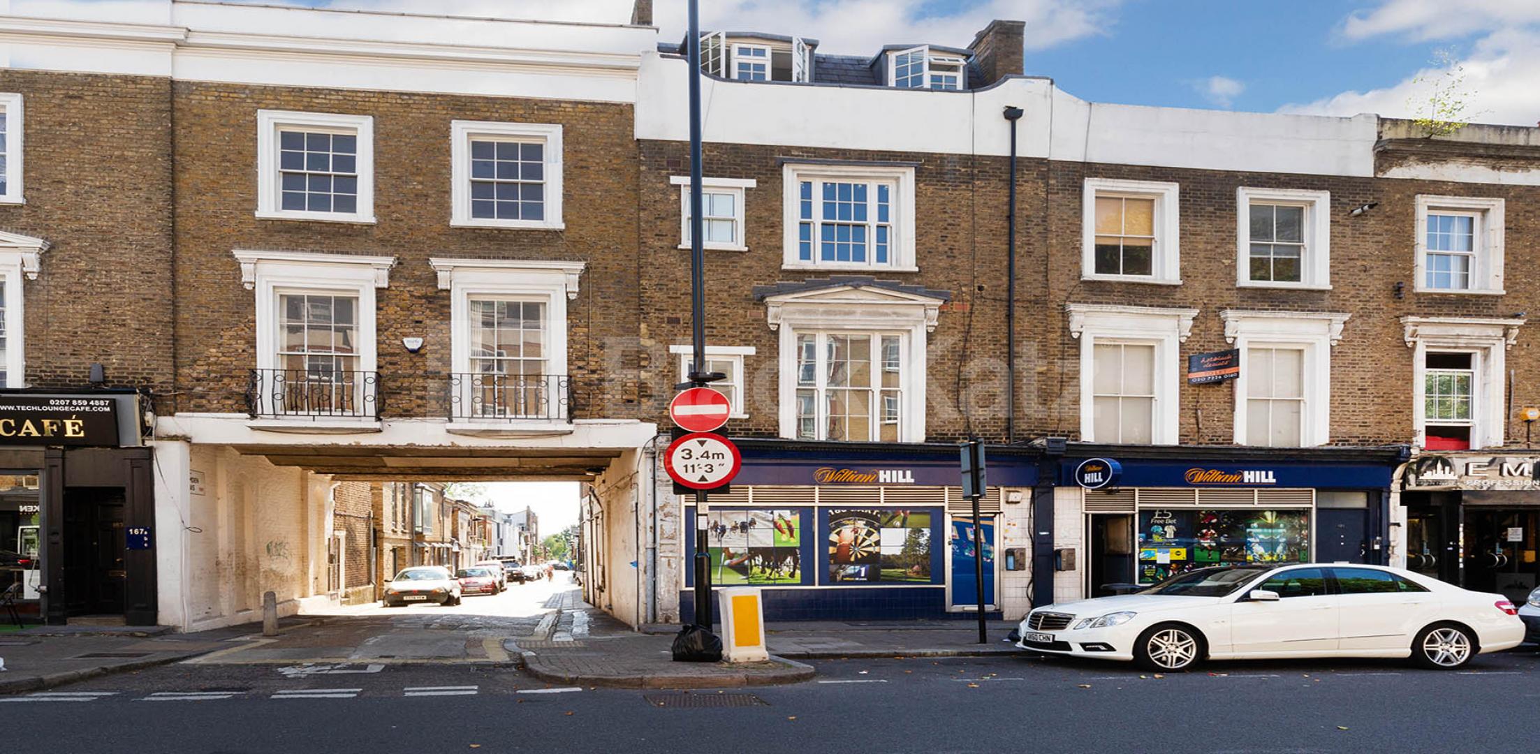			2 Bedroom, 1 bath, 1 reception Apartment			 York Way, CAMDEN BORDERS 